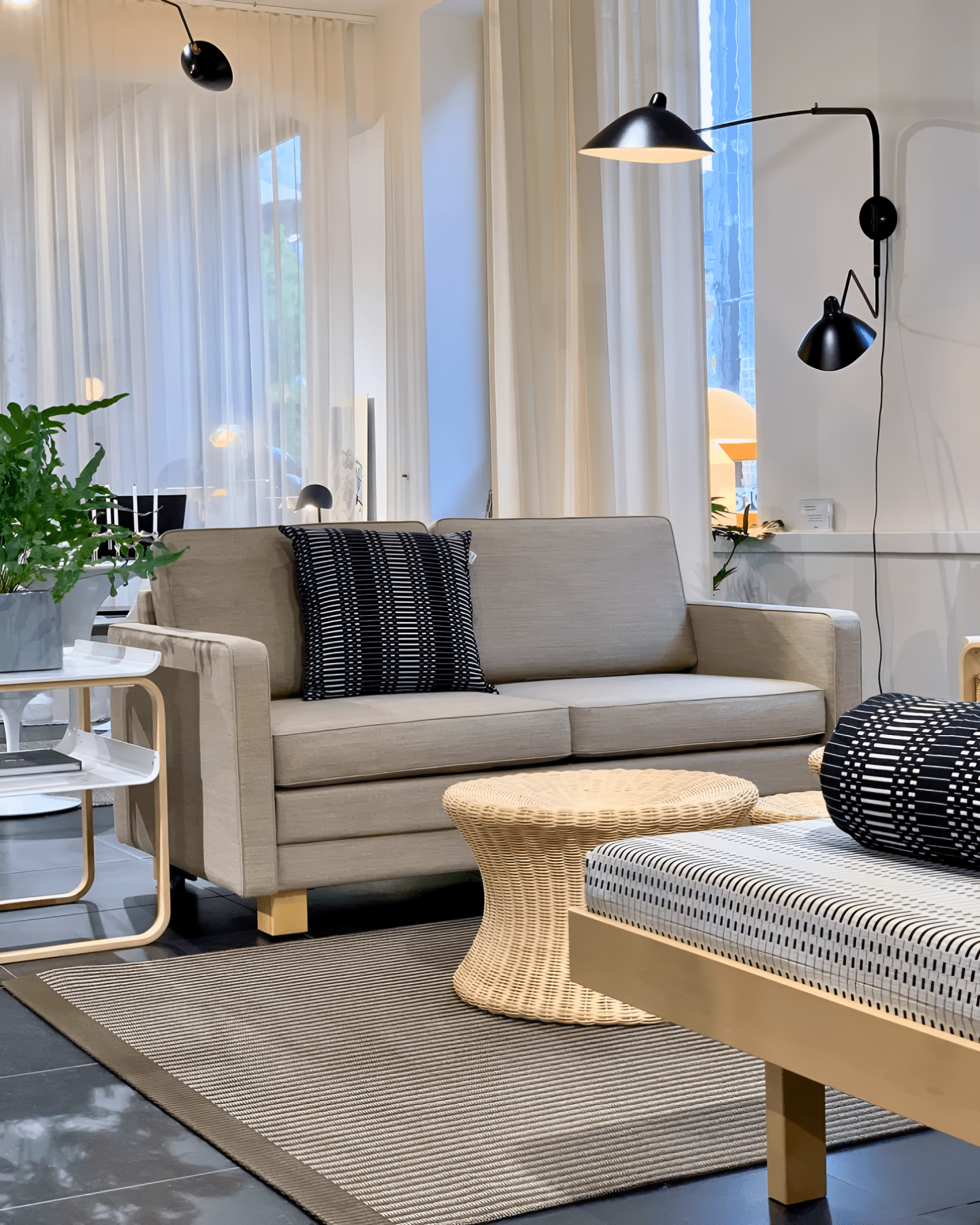 ACME Plug - in Wall Light - Zeenova