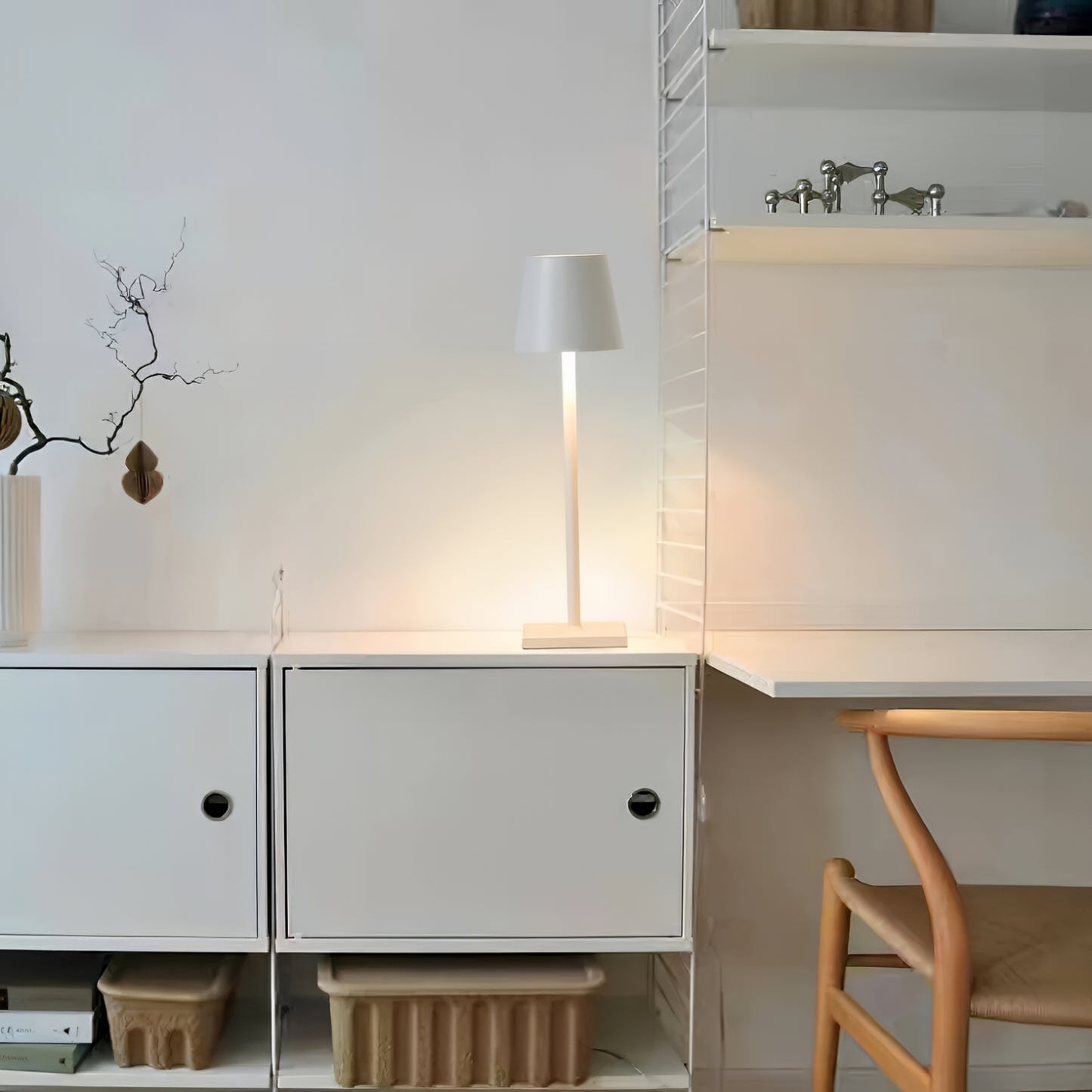ELO Table Lamp - Zeenova