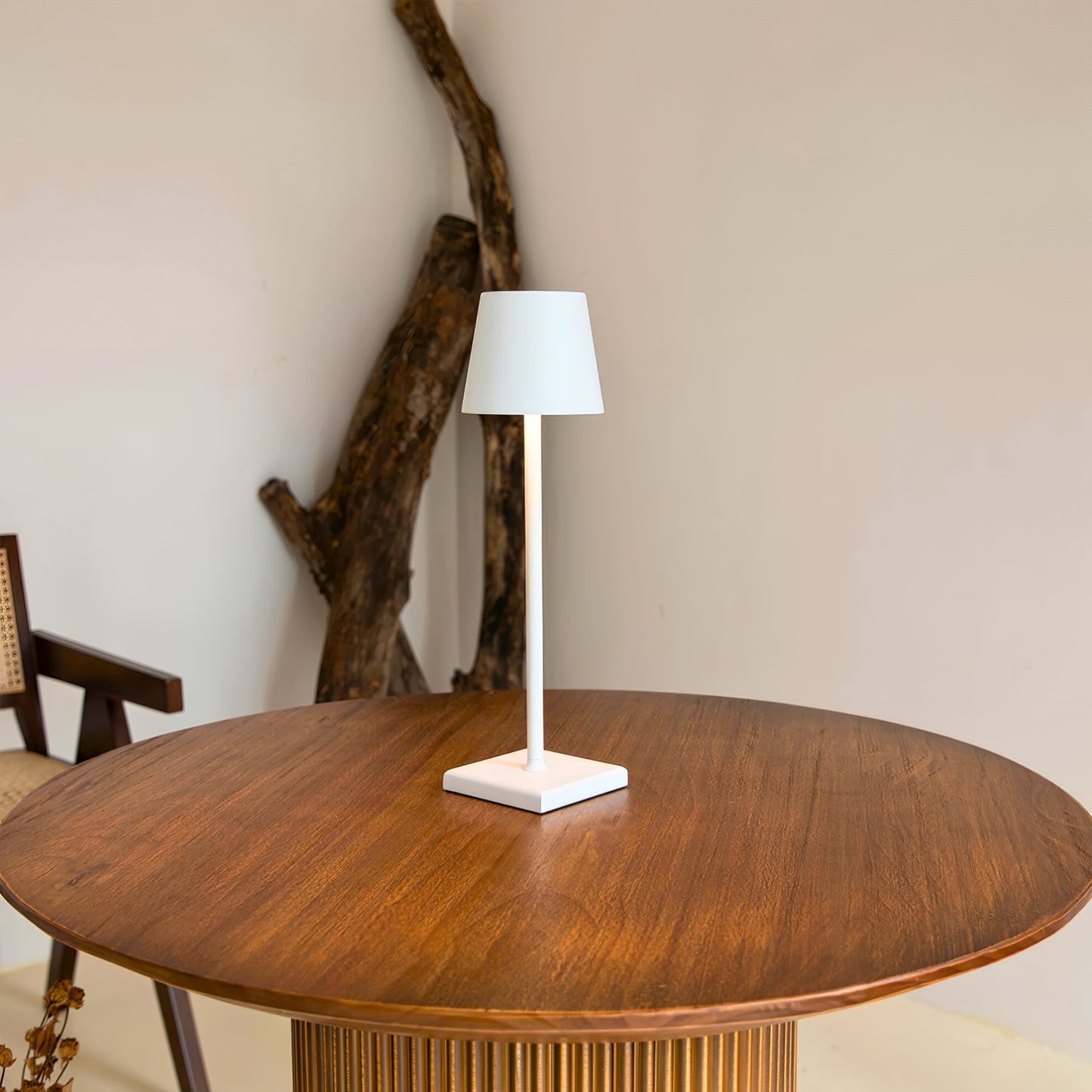 ELO Table Lamp - Zeenova