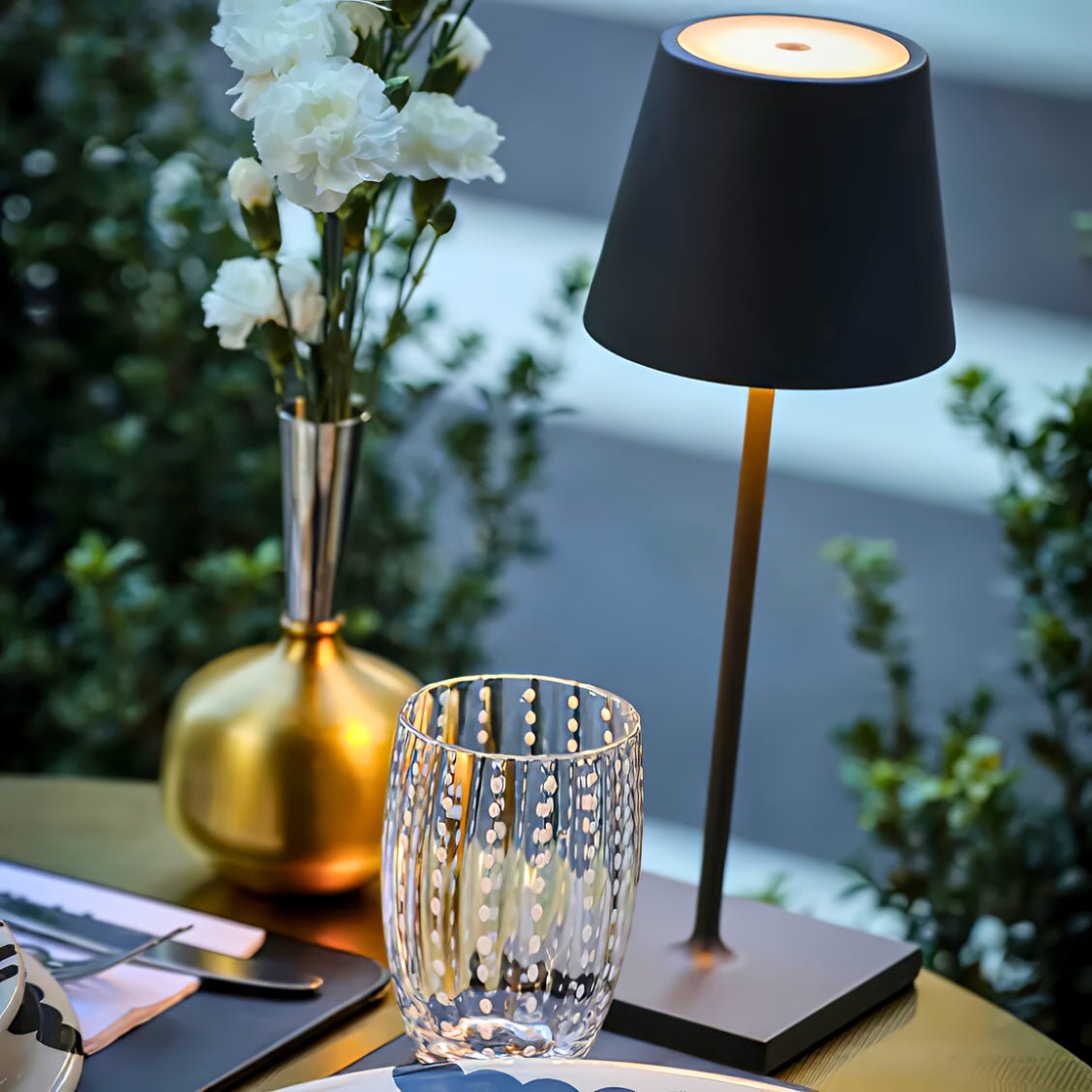 ELO Table Lamp - Zeenova