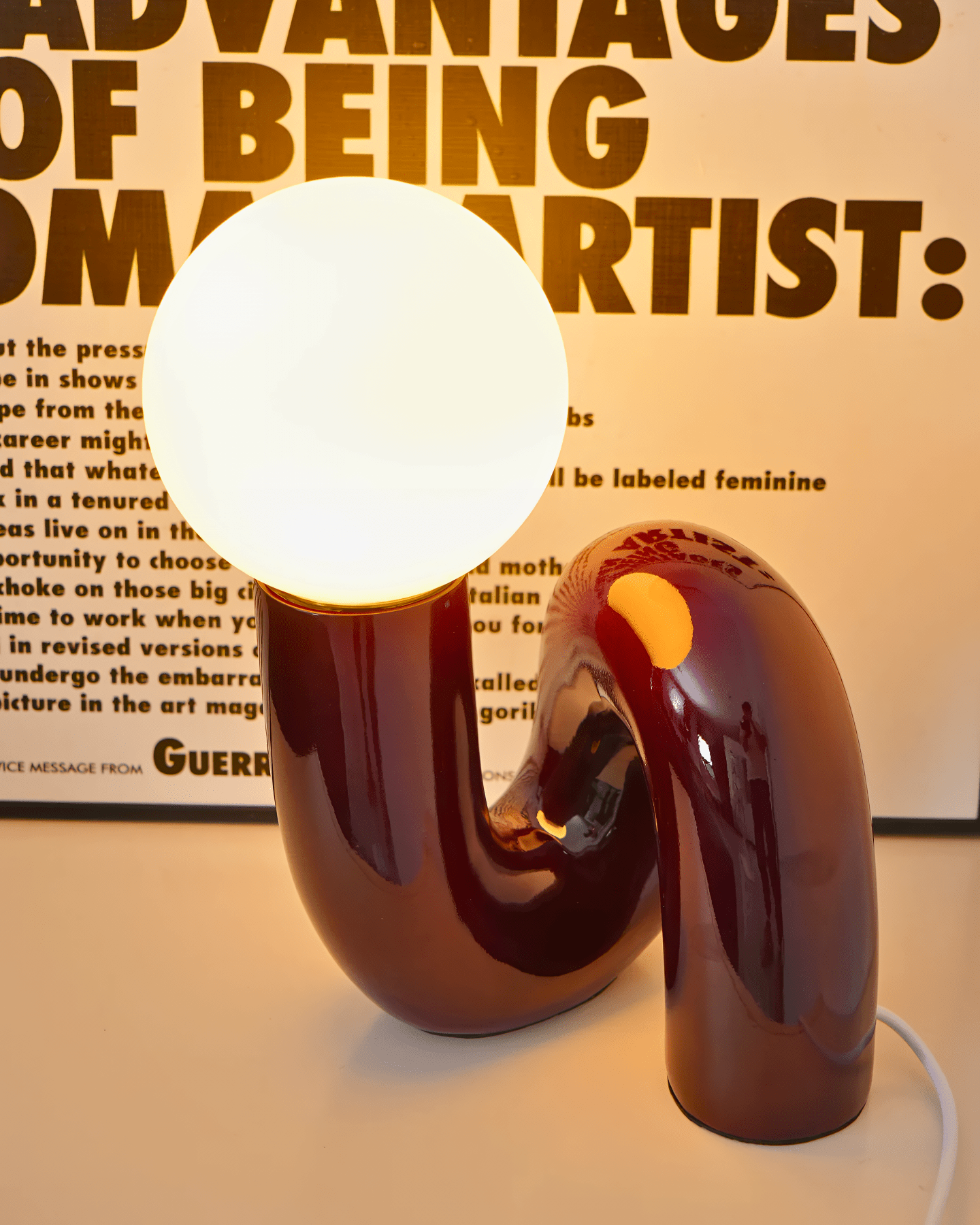 LOOPI Table Lamp - Zeenova