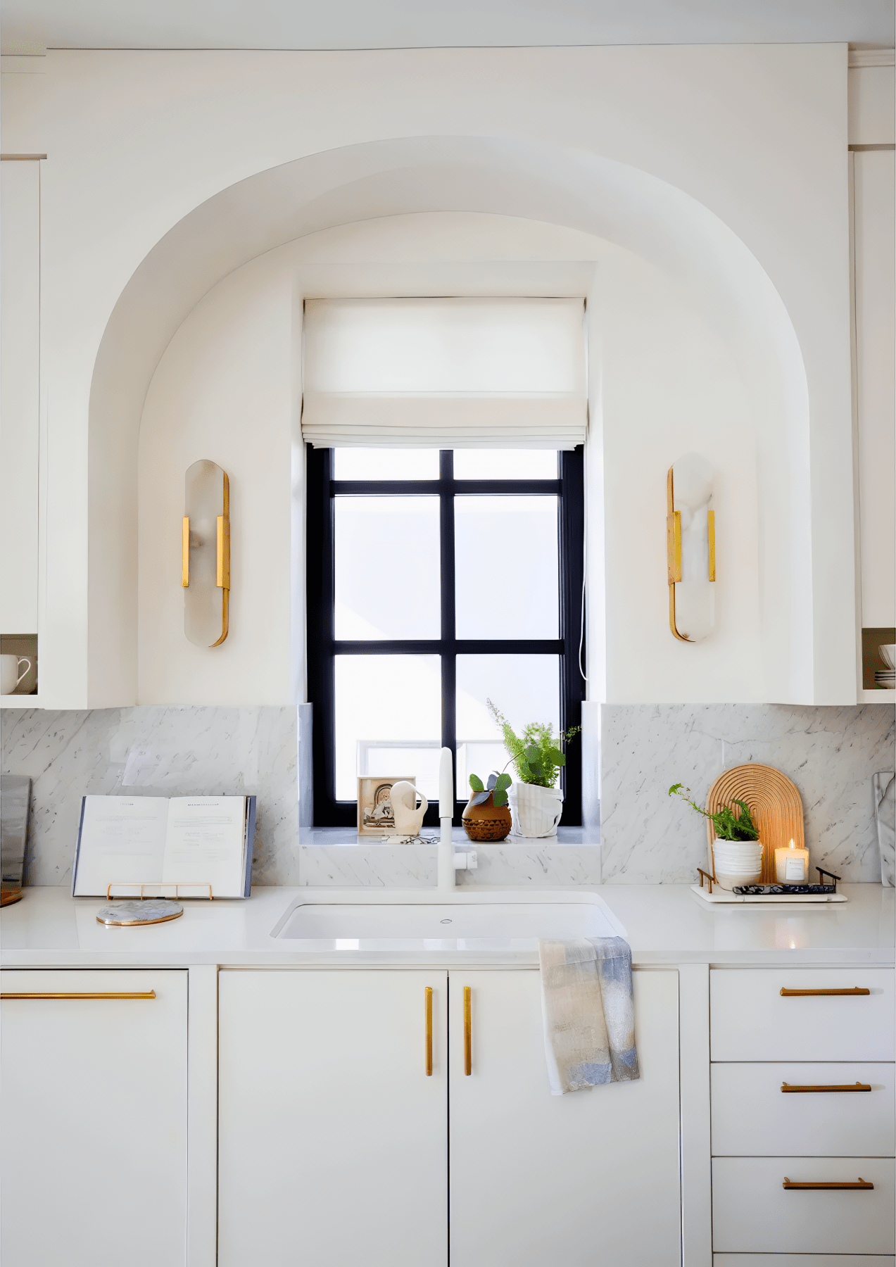 MARLO Wall Sconce - Zeenova