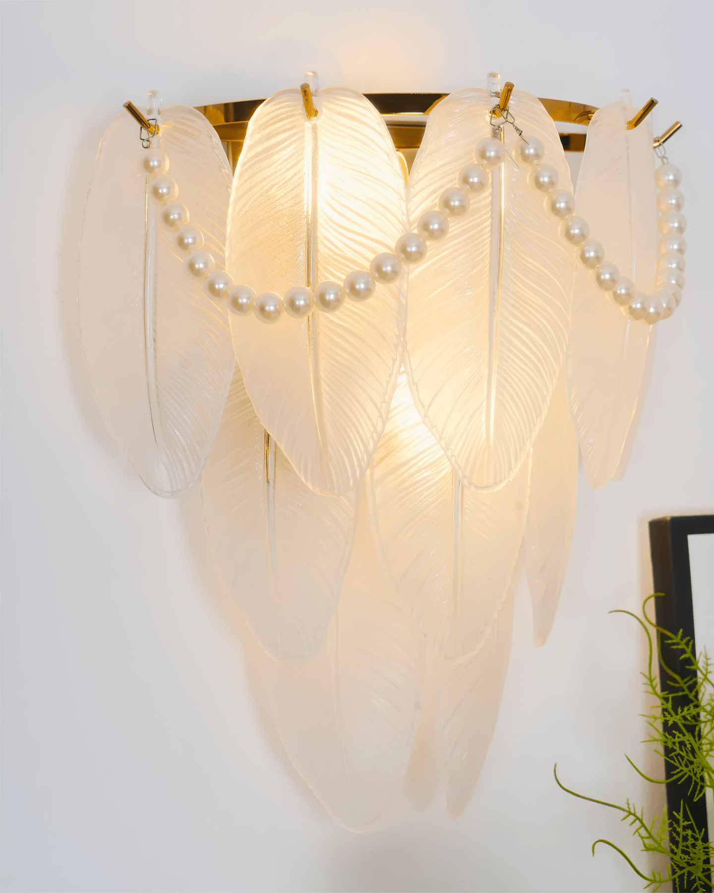 MIRALYN Wall Sconce - Zeenova