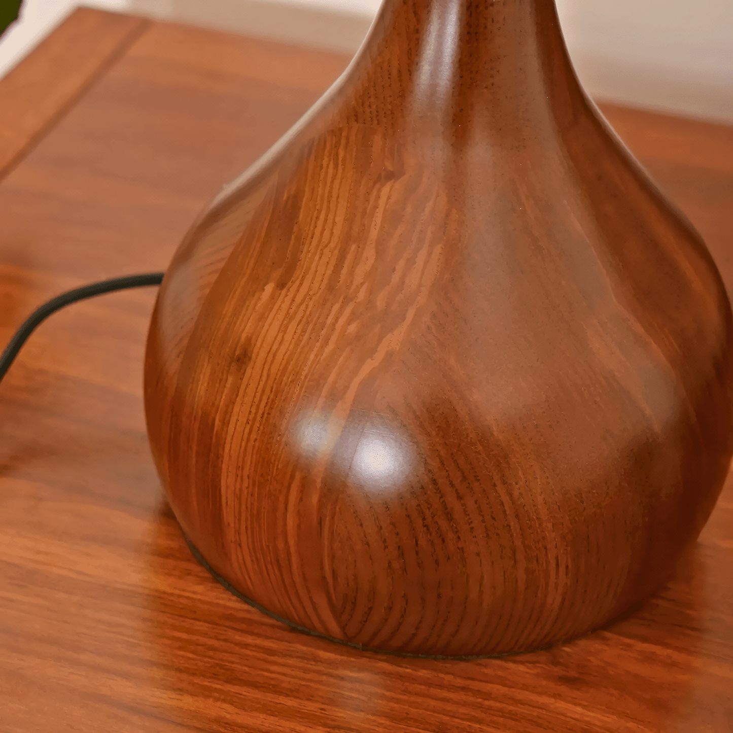 MYCO Table Lamp - Zeenova