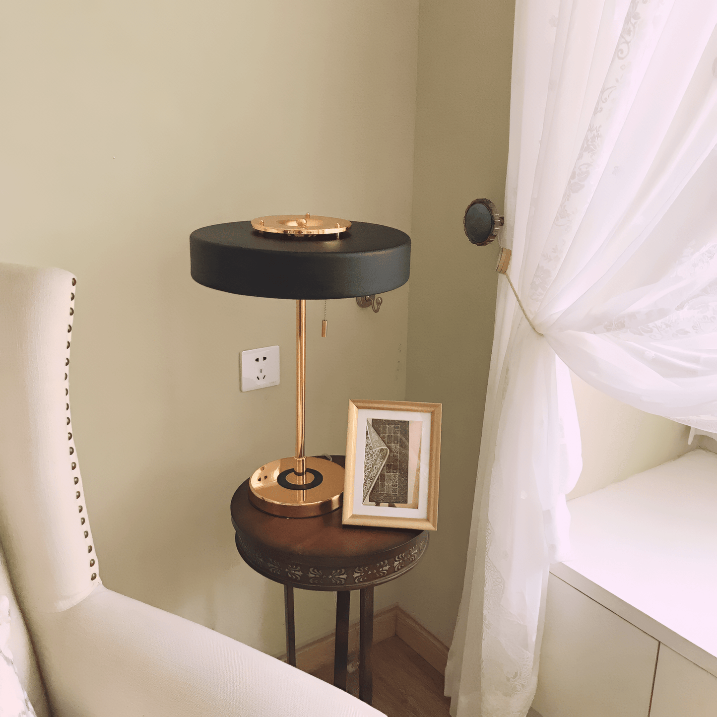 ZAREN Table Lamp - Zeenova