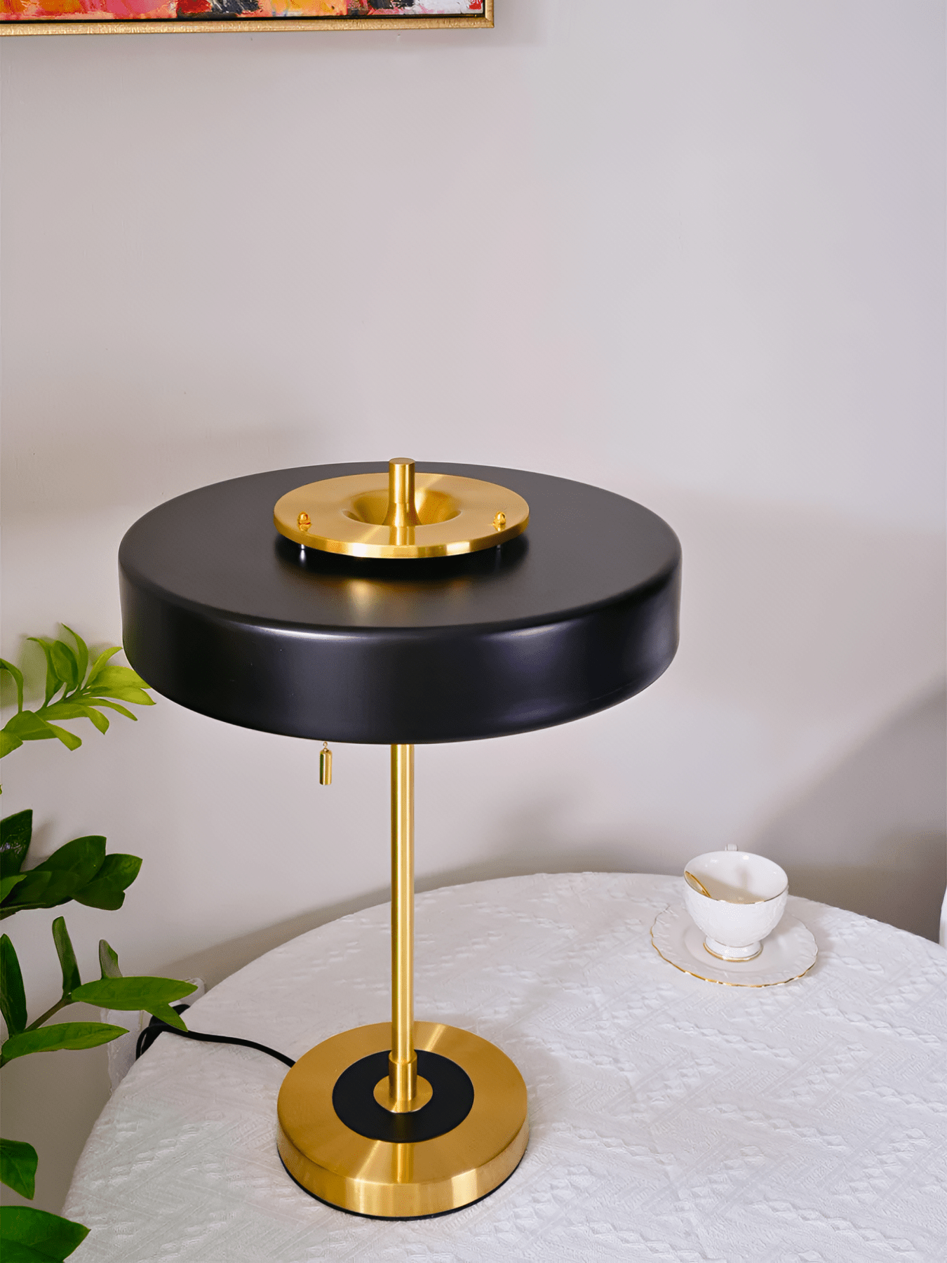ZAREN Table Lamp - Zeenova