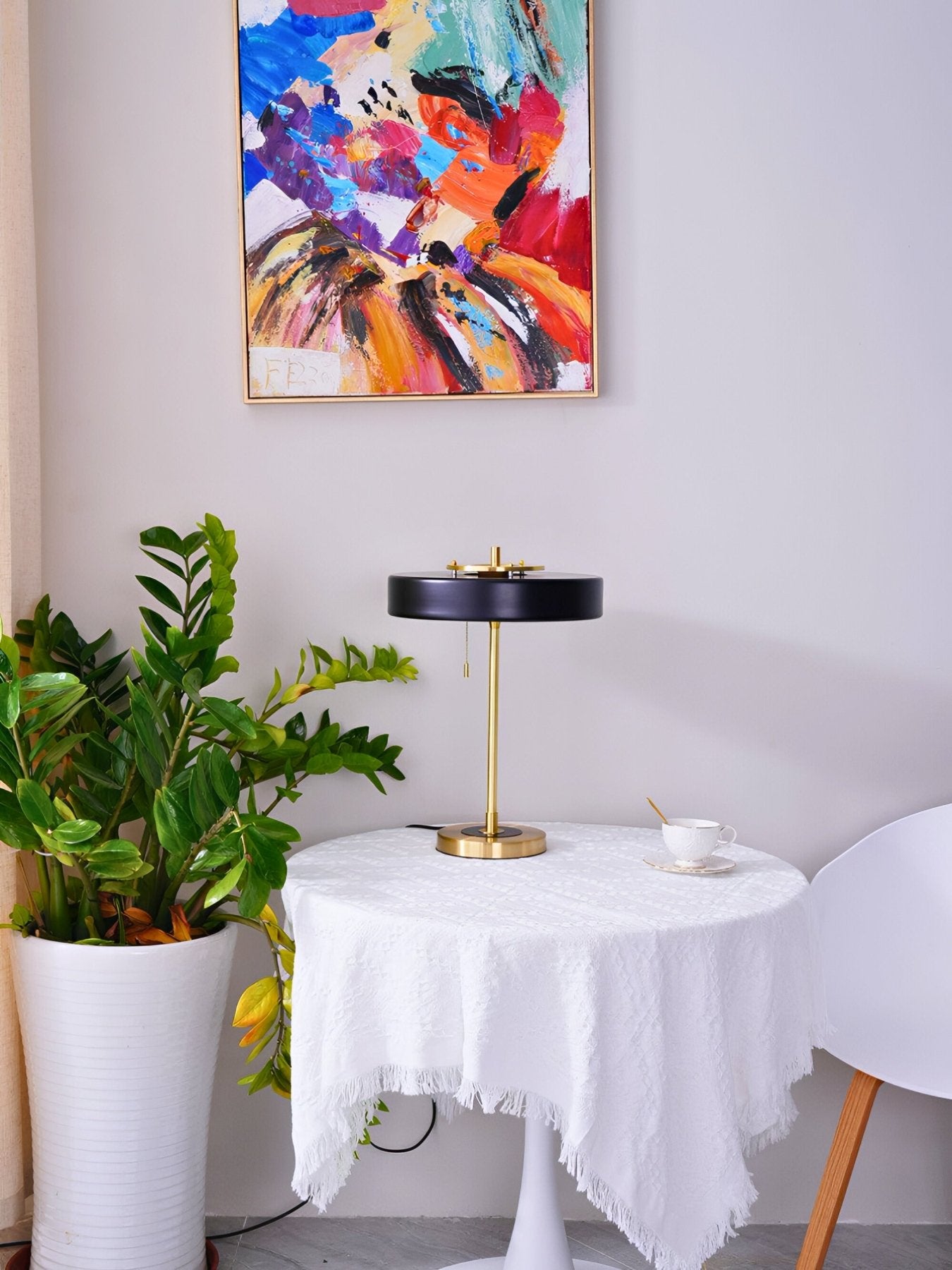 ZAREN Table Lamp - Zeenova