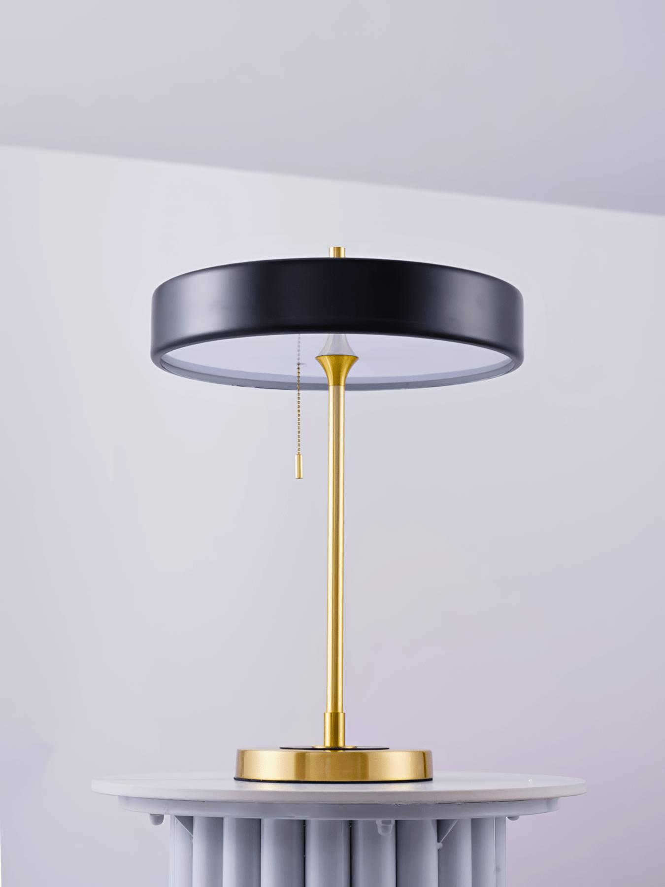 ZAREN Table Lamp - Zeenova