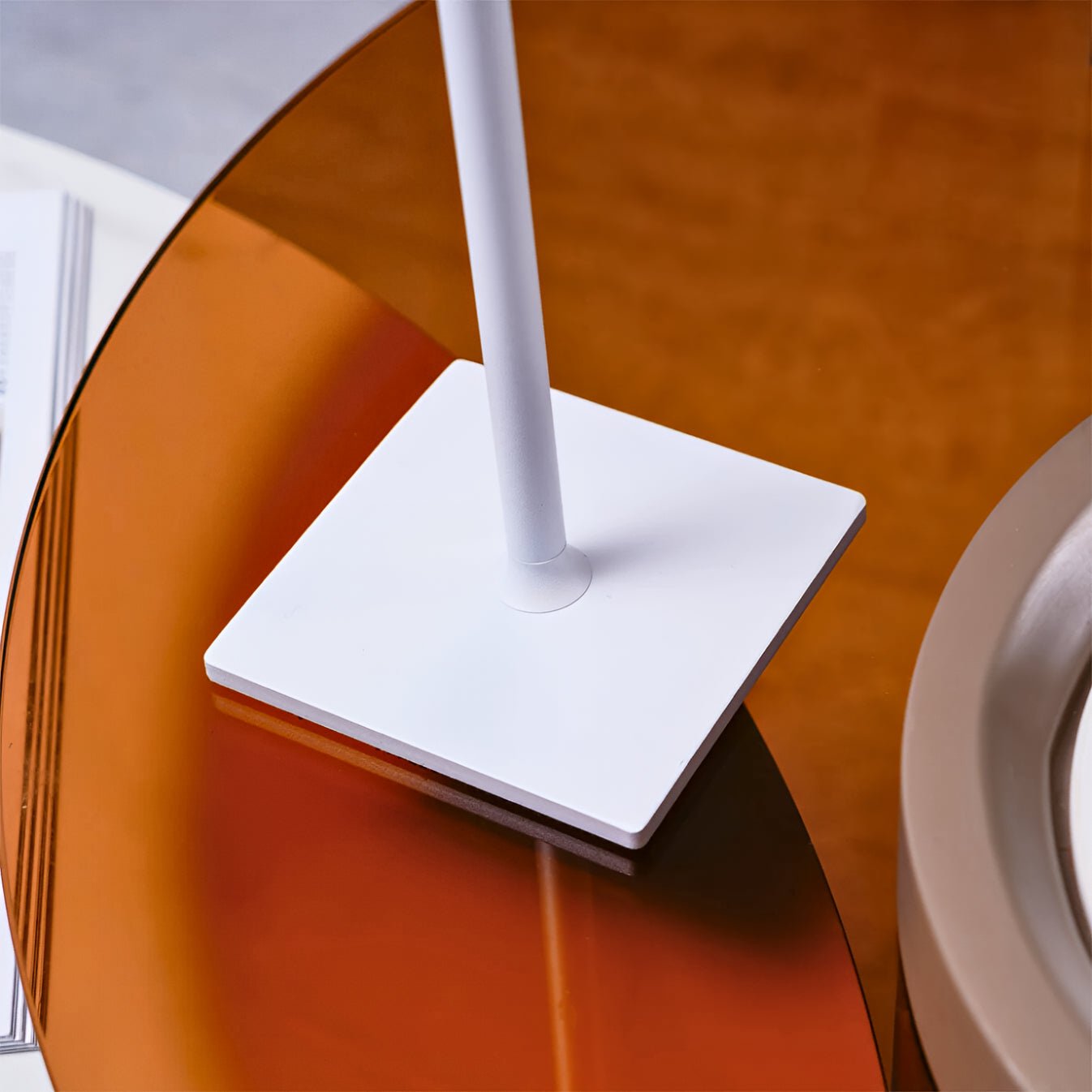 ELO Table Lamp - Zeenova