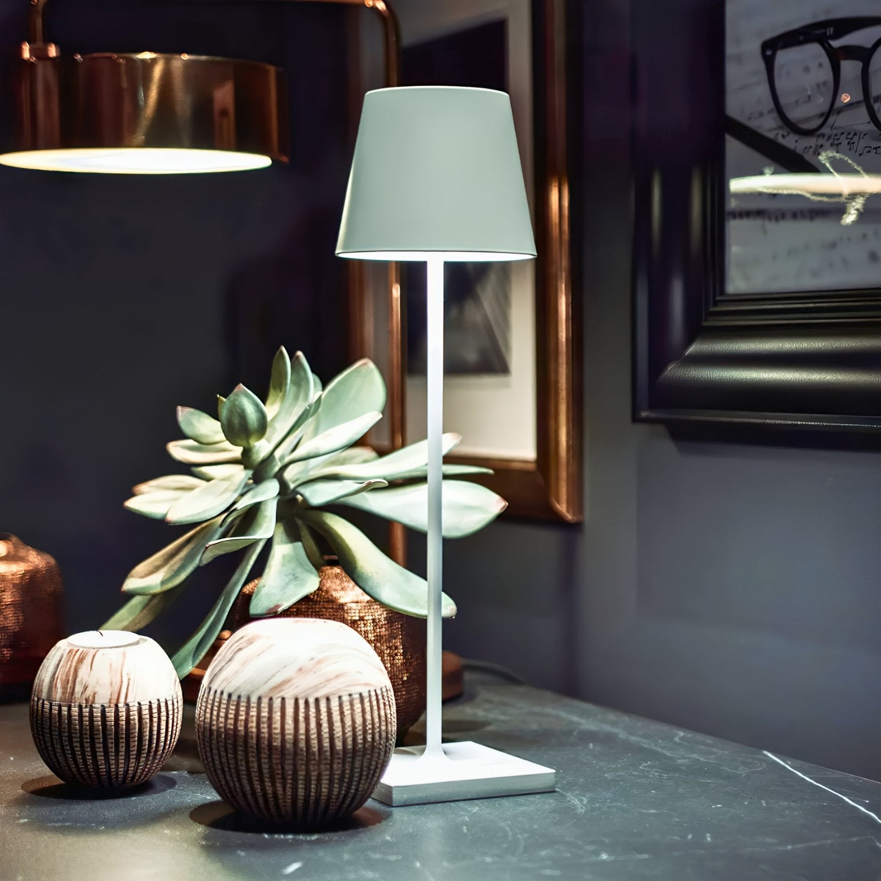 ELO Table Lamp - Zeenova
