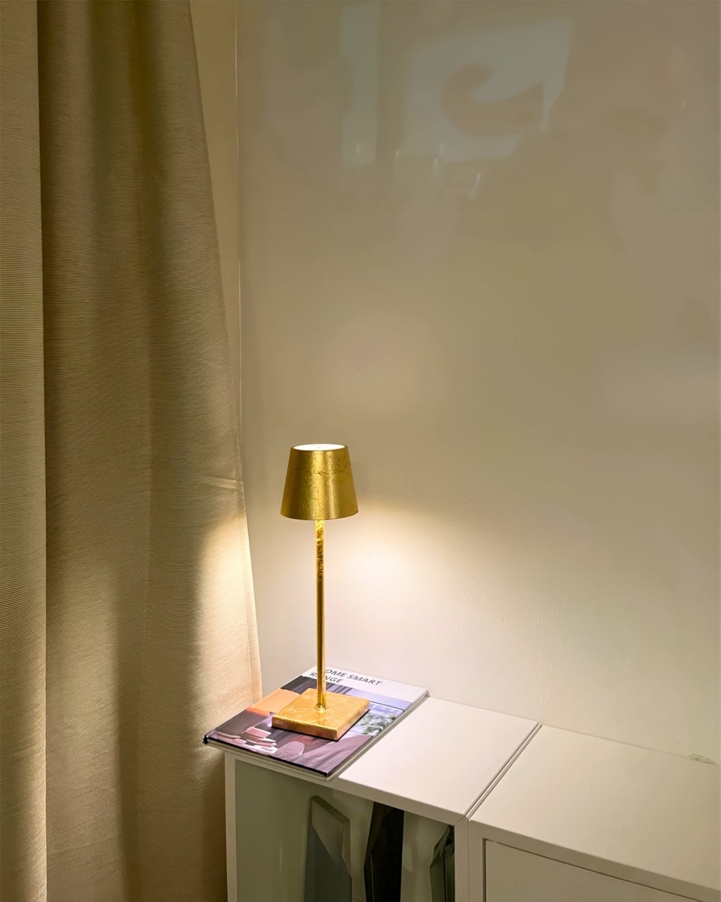 ELO Table Lamp - Zeenova