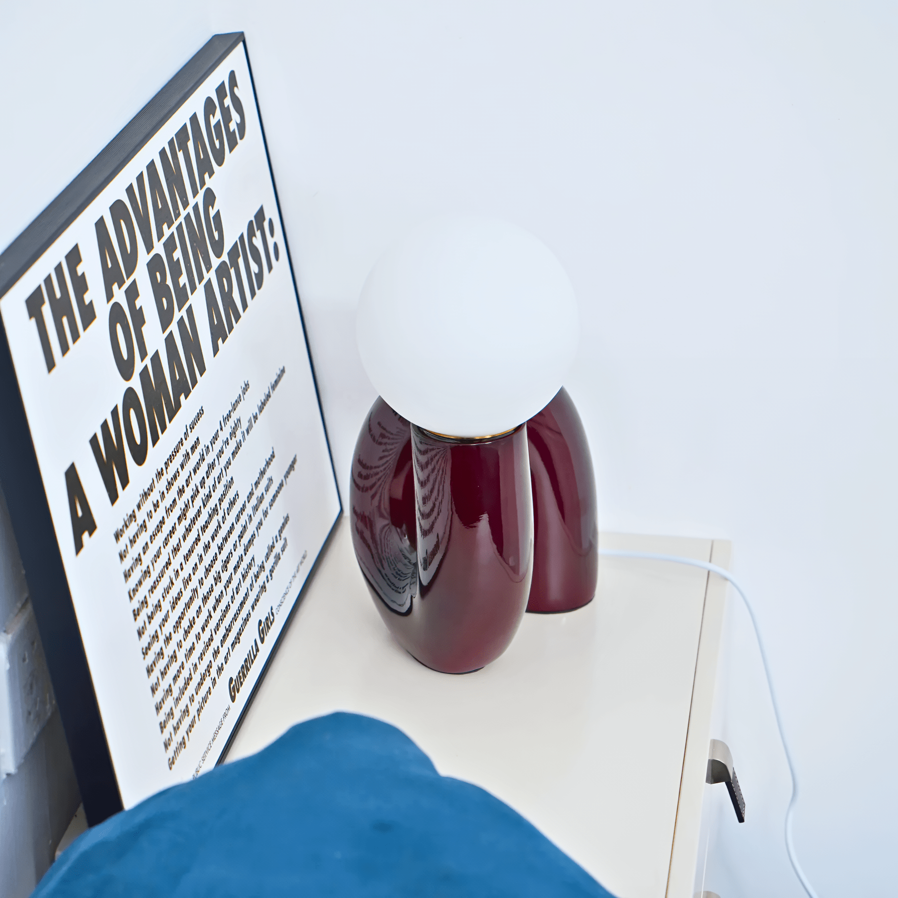 LOOPI Table Lamp - Zeenova