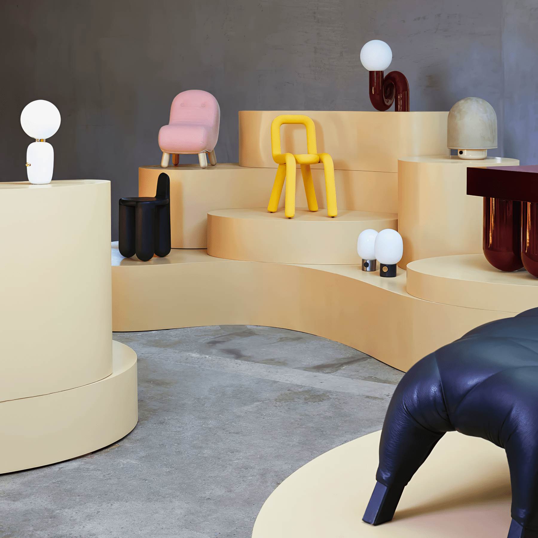 LOOPI Table Lamp - Zeenova