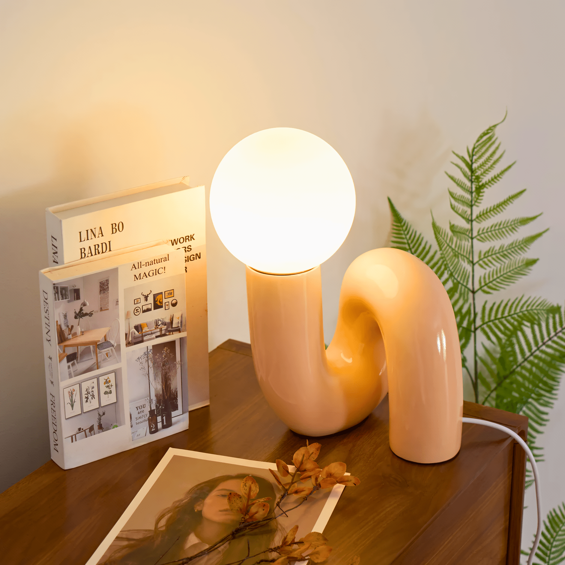 LOOPI Table Lamp - Zeenova