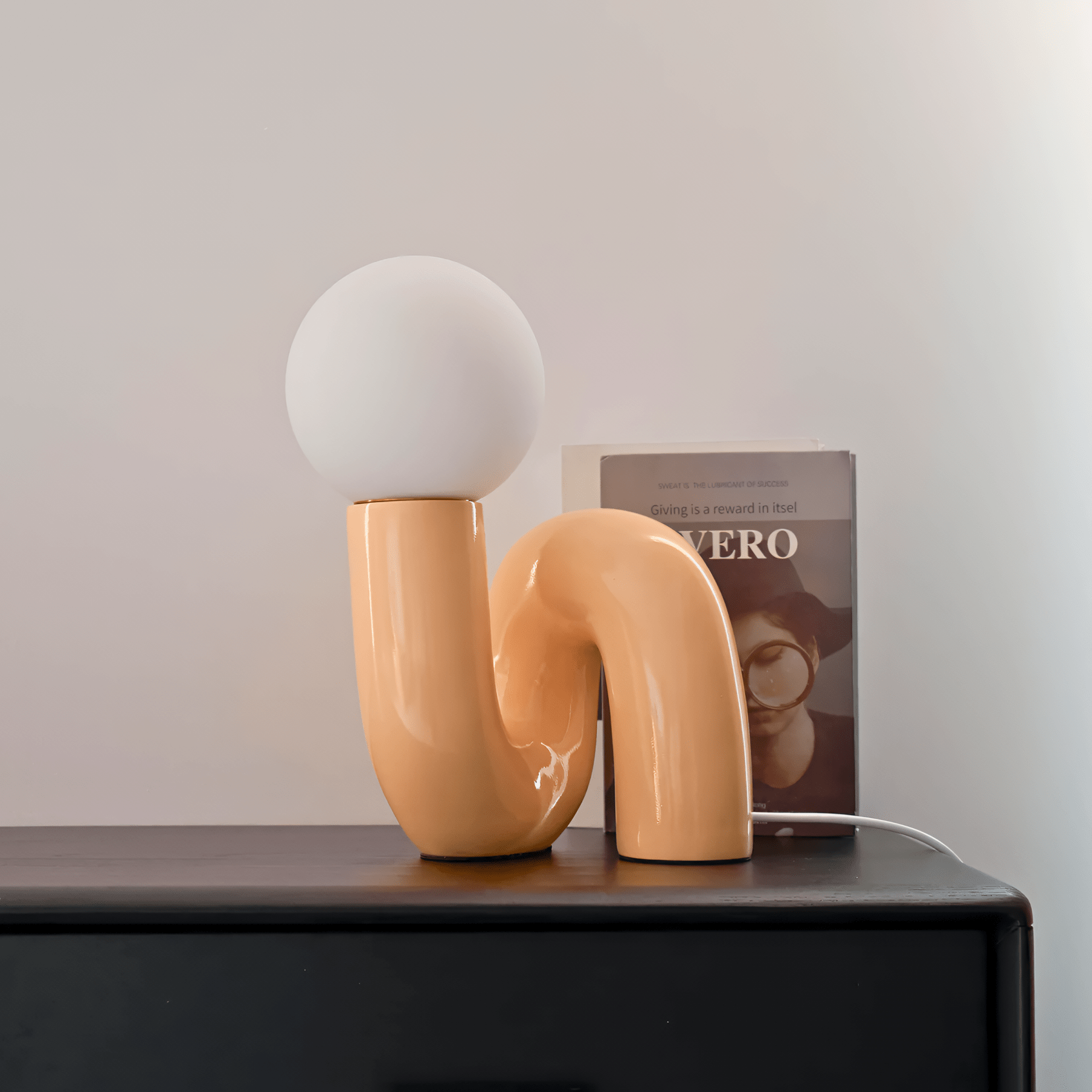 LOOPI Table Lamp - Zeenova