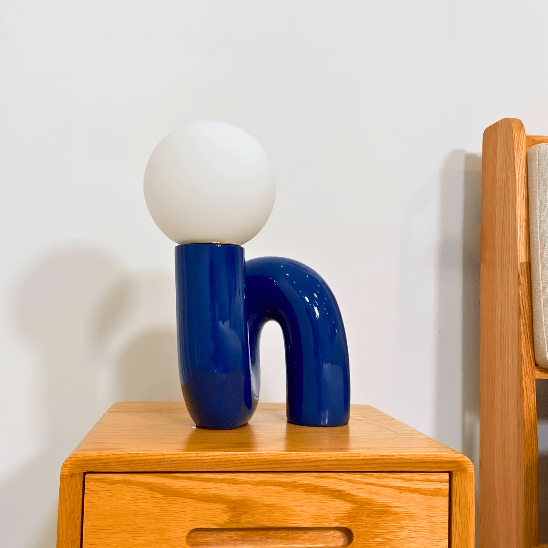 LOOPI Table Lamp - Zeenova