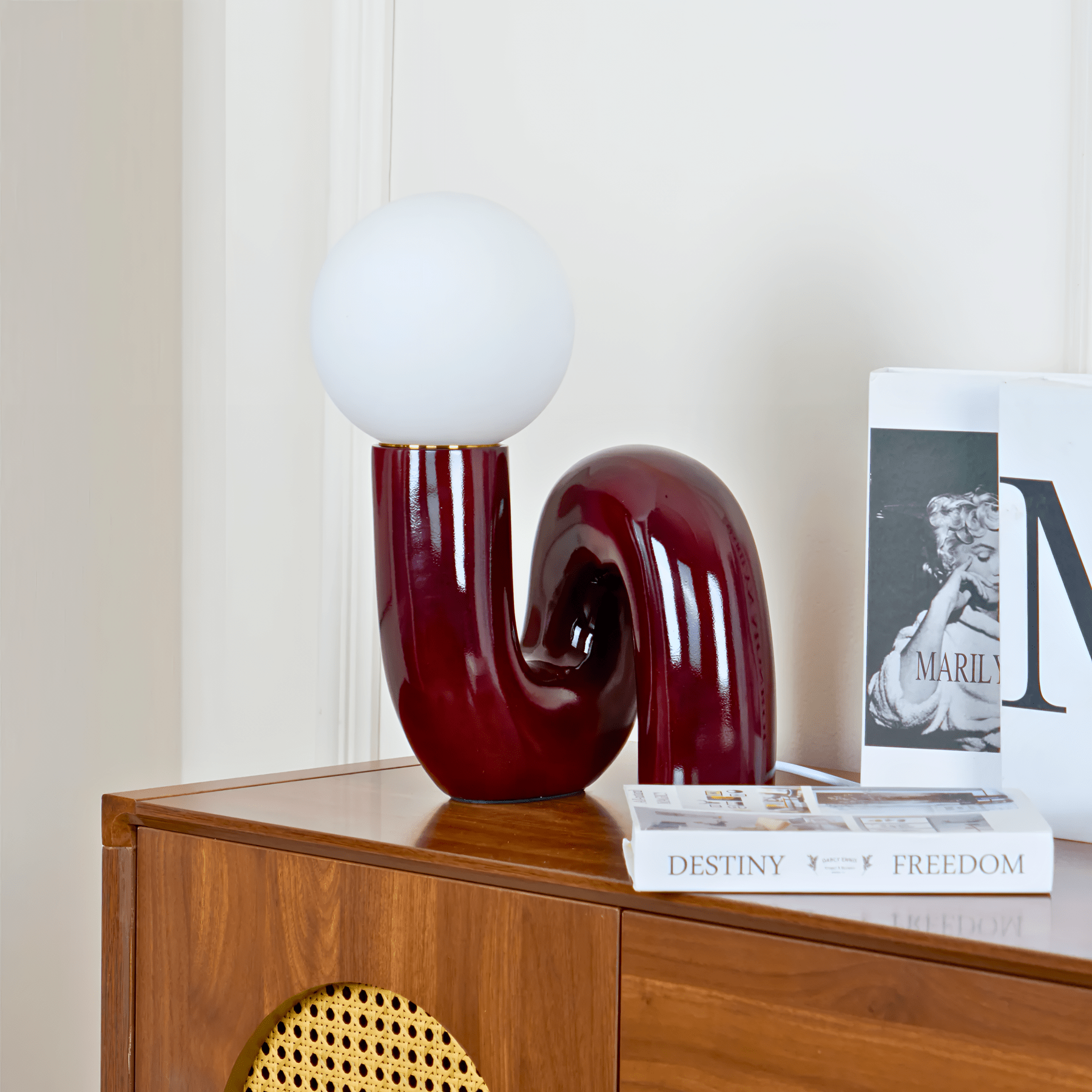 LOOPI Table Lamp - Zeenova