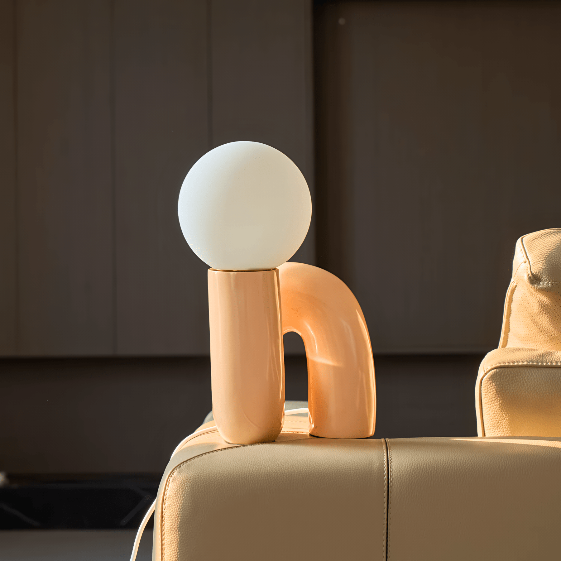 LOOPI Table Lamp - Zeenova