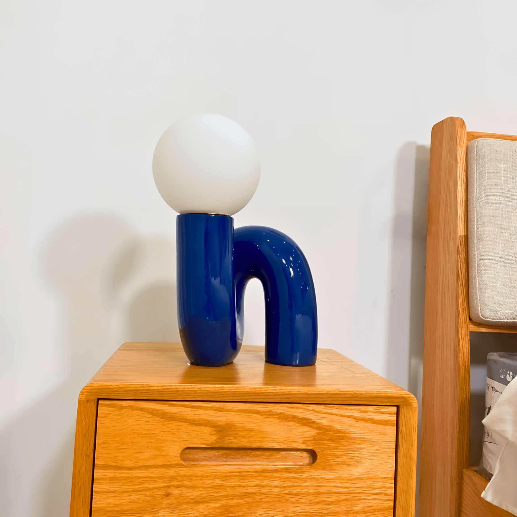 LOOPI Table Lamp - Zeenova