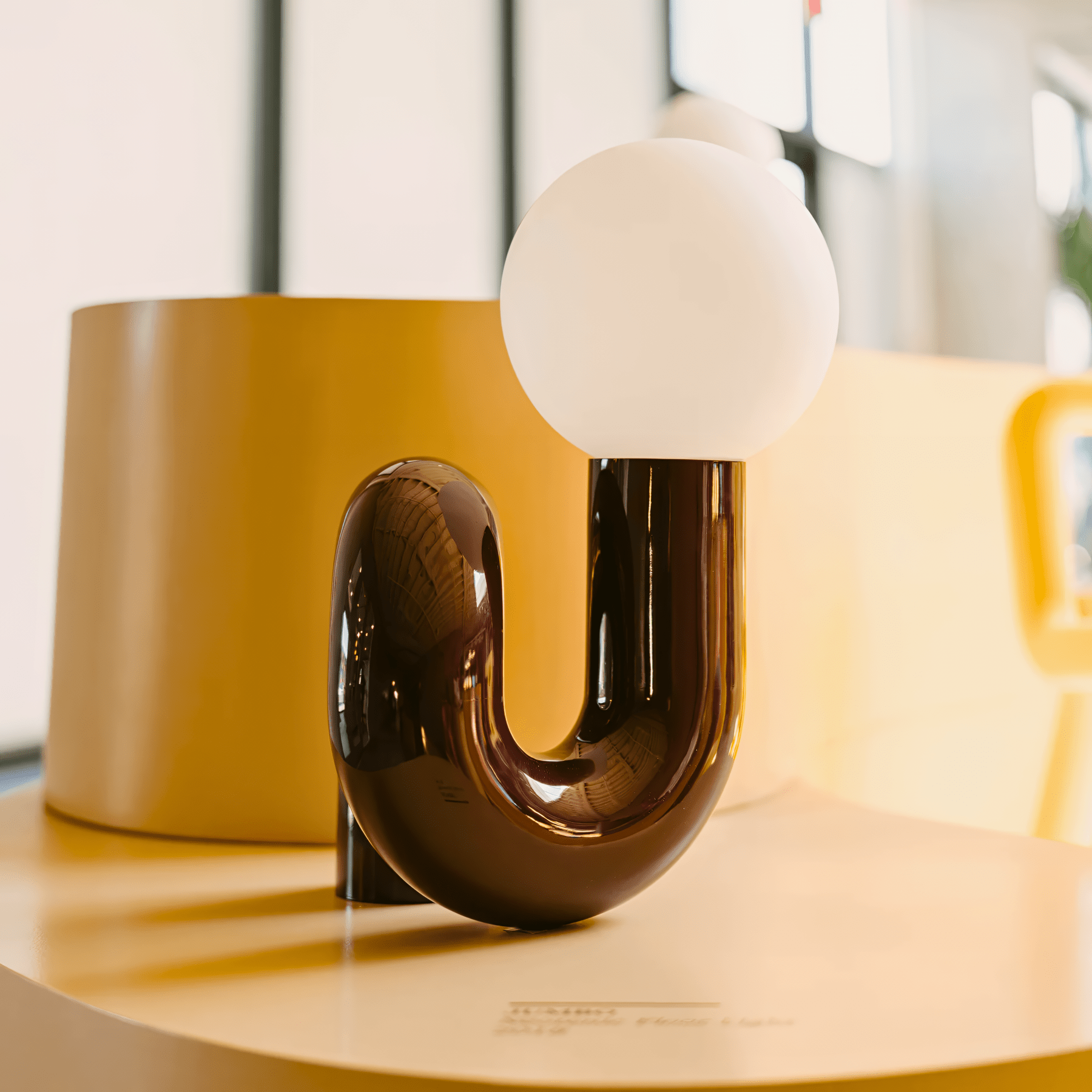 LOOPI Table Lamp - Zeenova