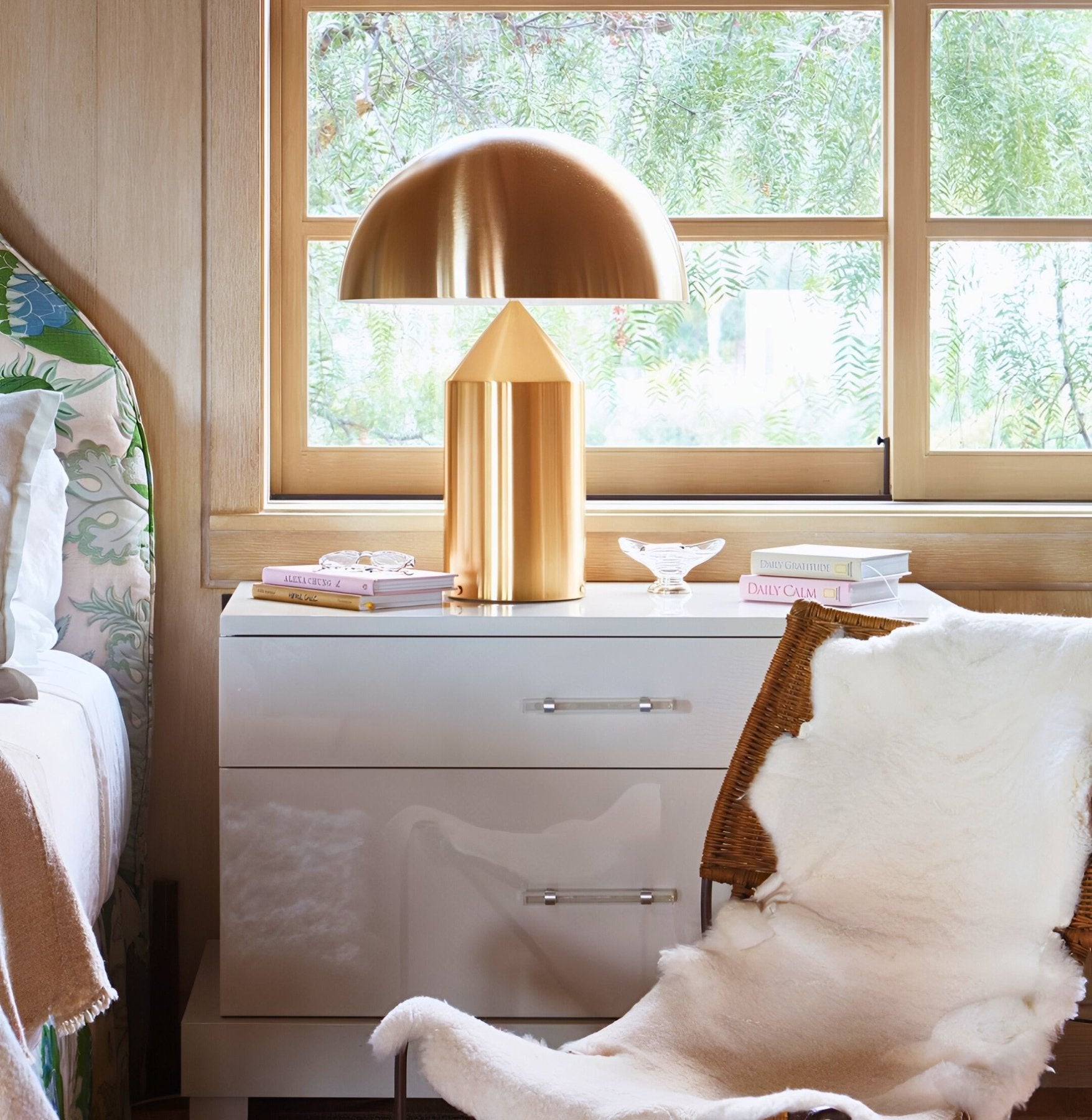 ORA Table Lamp - Zeenova