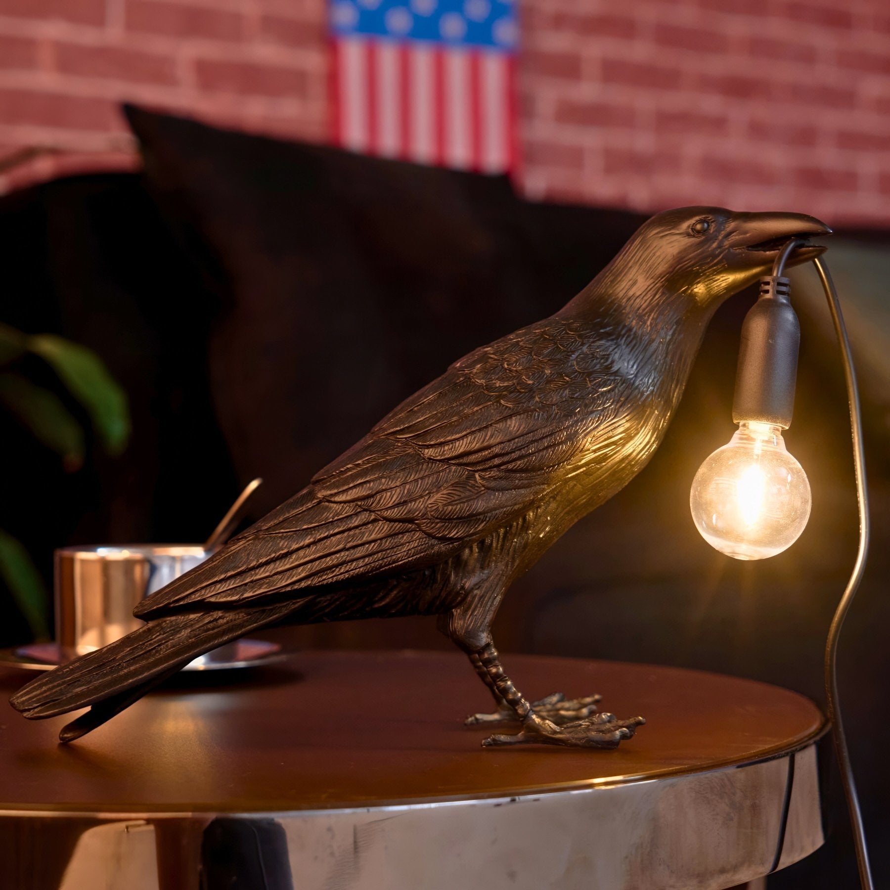 QUOTH Table Lamp - Zeenova
