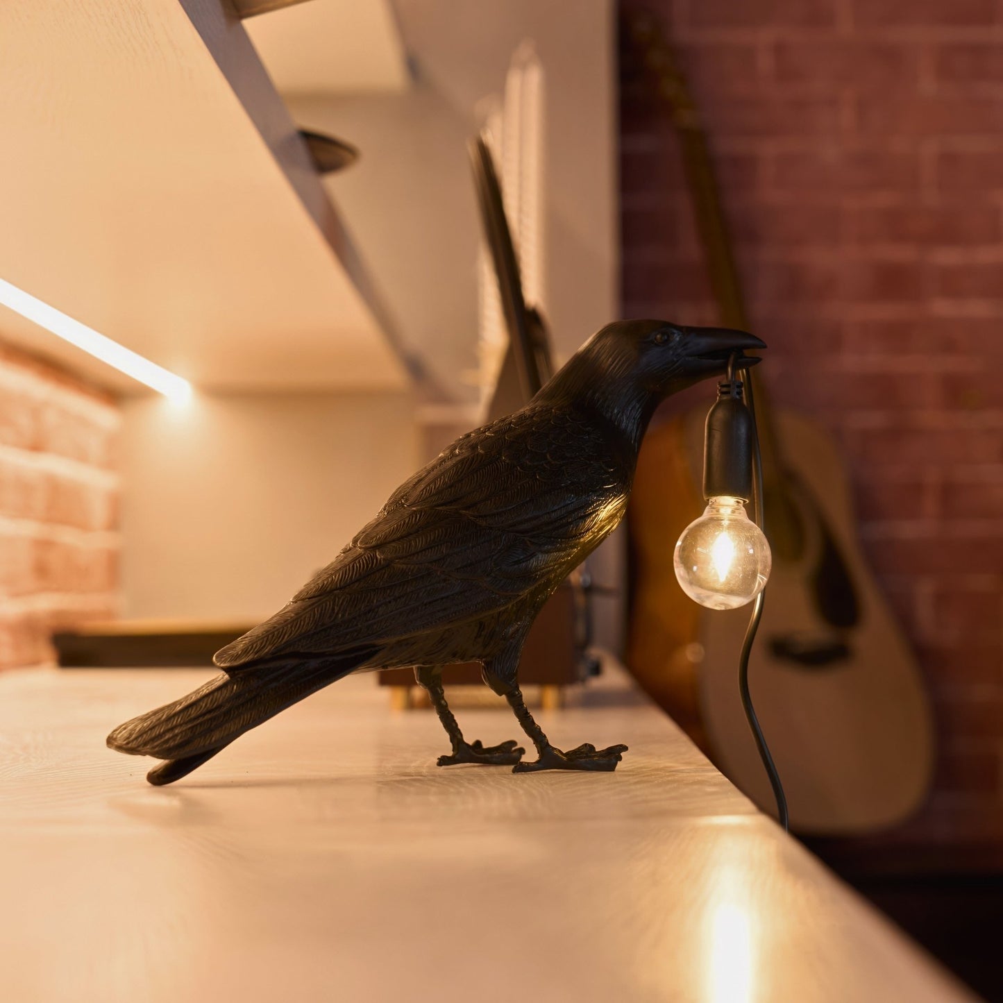 QUOTH Table Lamp - Zeenova