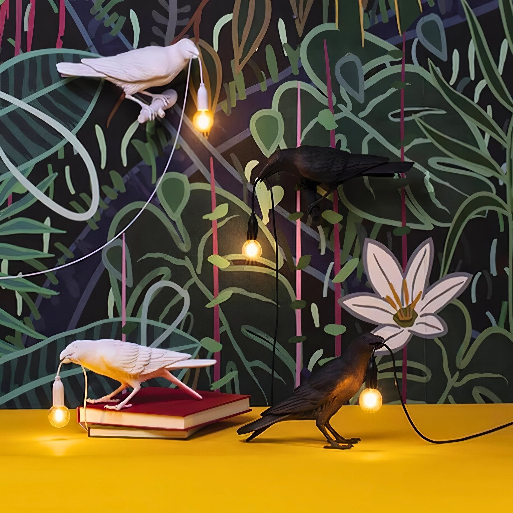 QUOTH Table Lamp - Zeenova