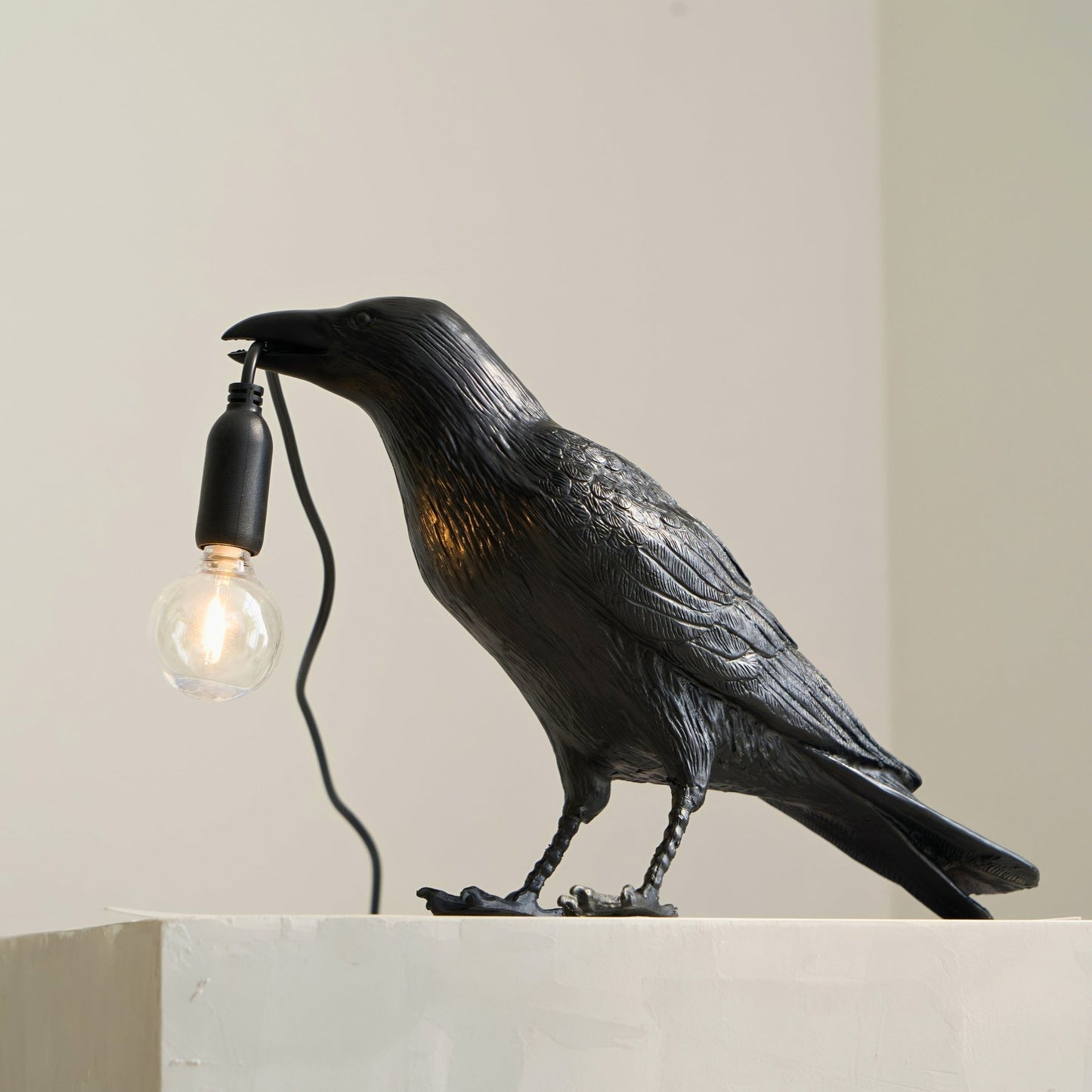 QUOTH Table Lamp - Zeenova