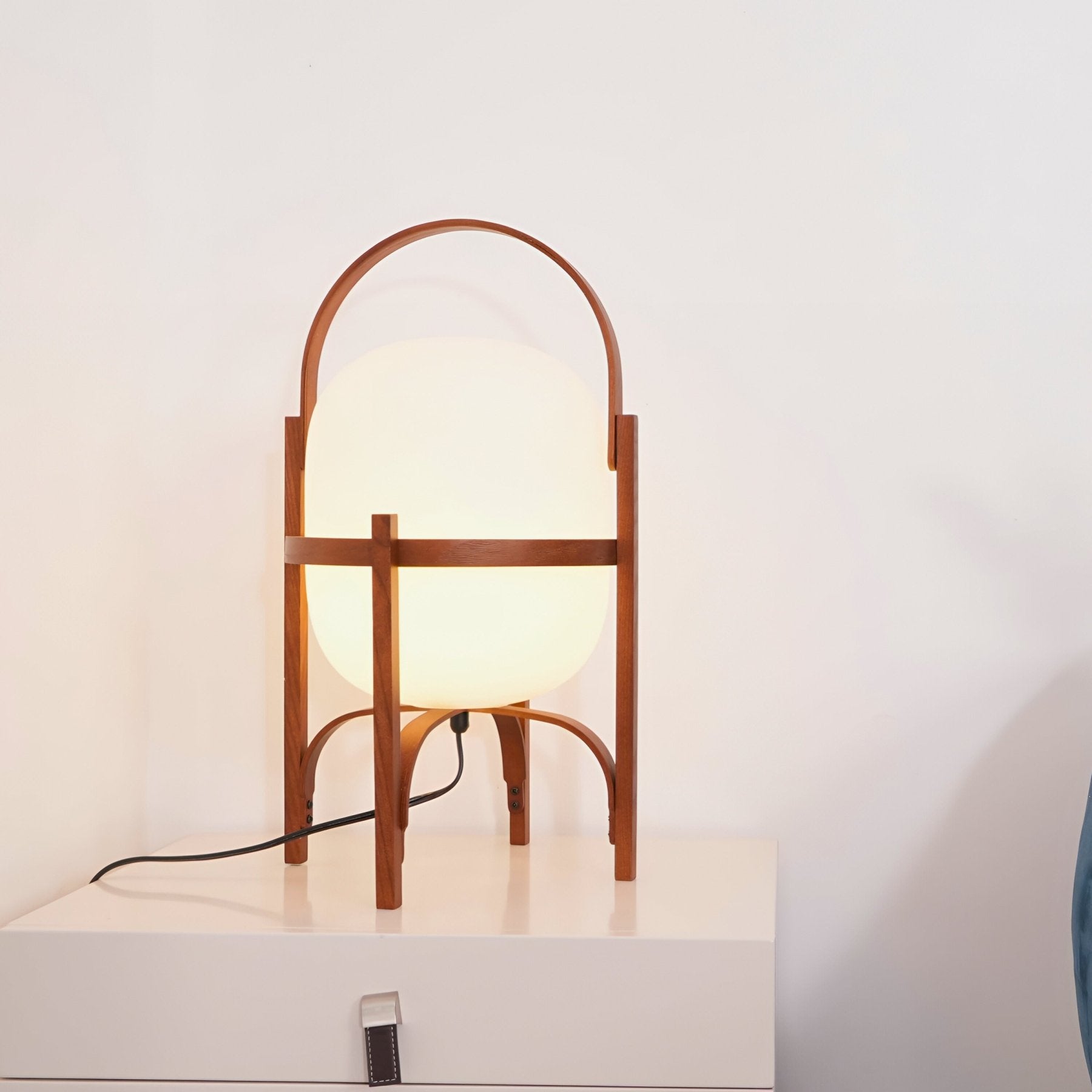 TOMO Table Lamp - Zeenova