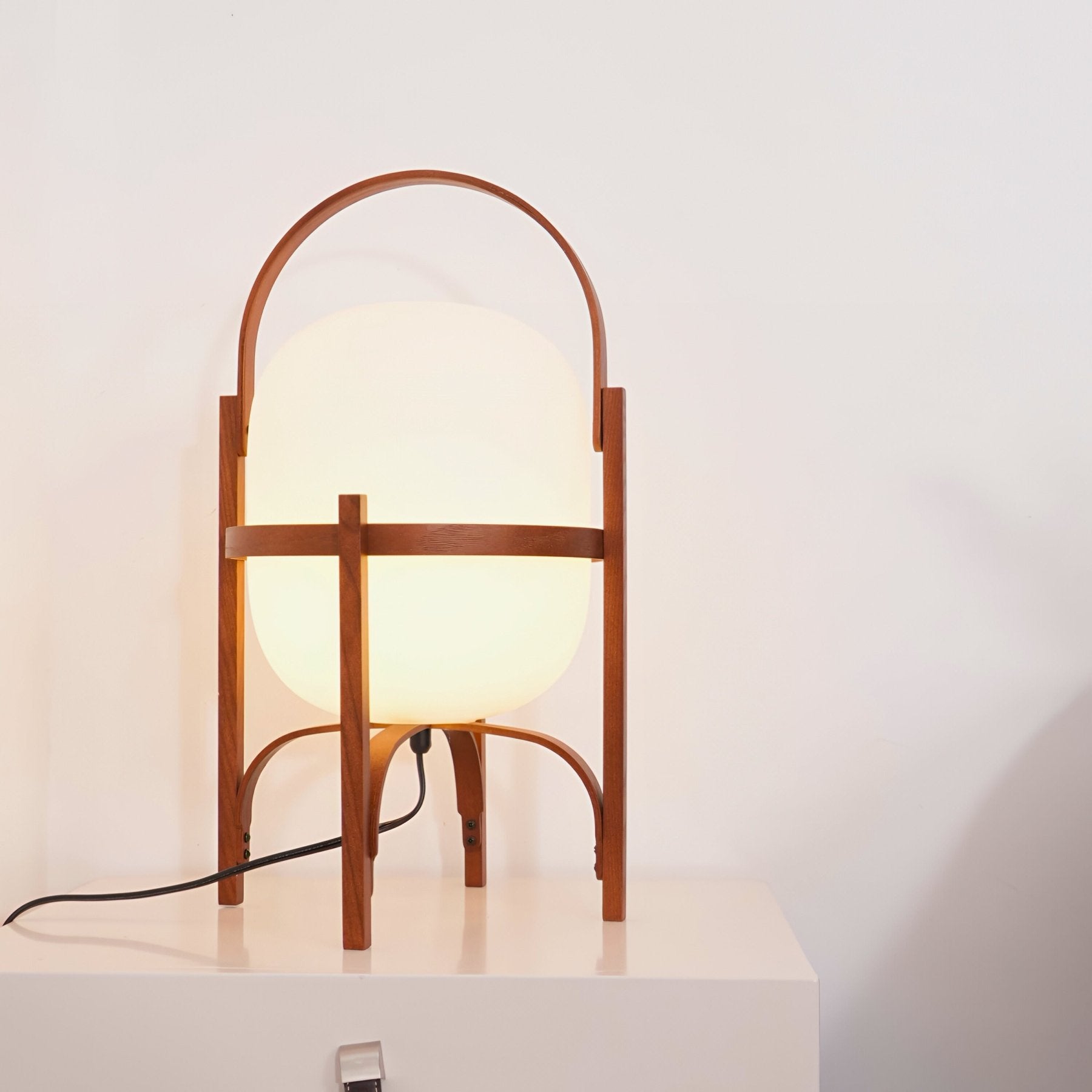 TOMO Table Lamp - Zeenova