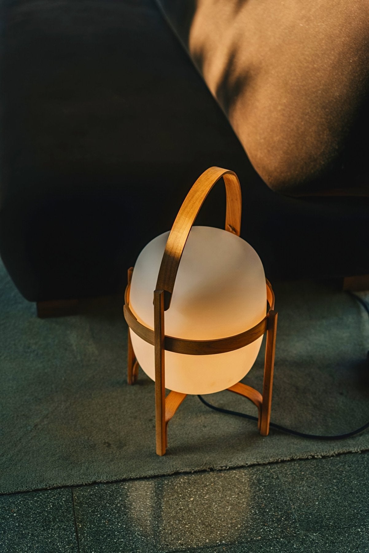 TOMO Table Lamp - Zeenova