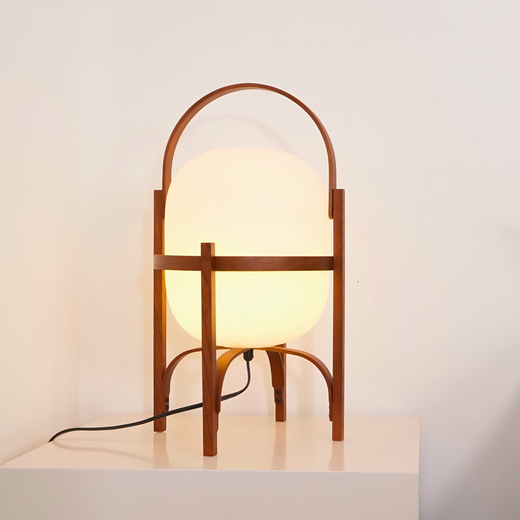 TOMO Table Lamp - Zeenova