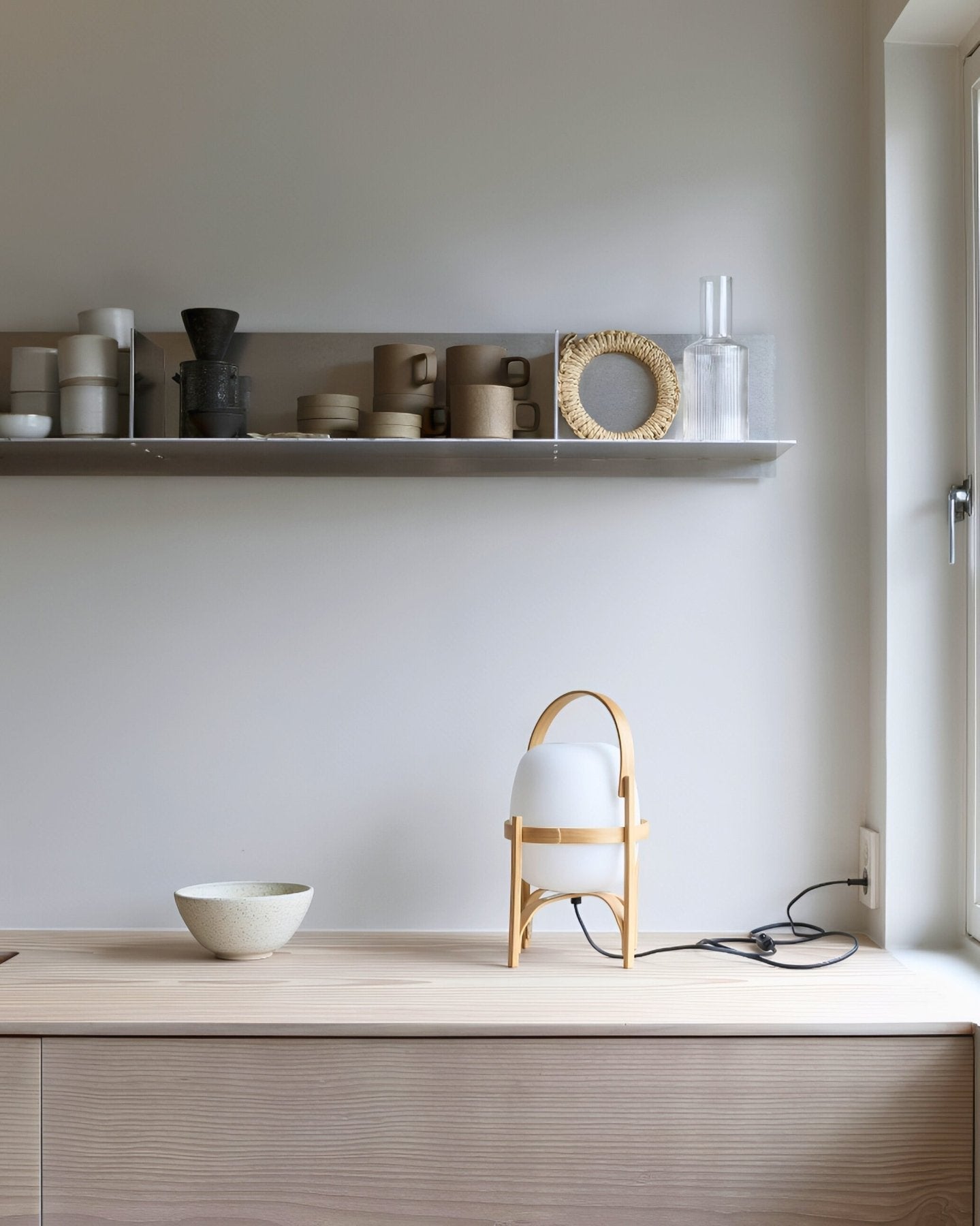 TOMO Table Lamp - Zeenova