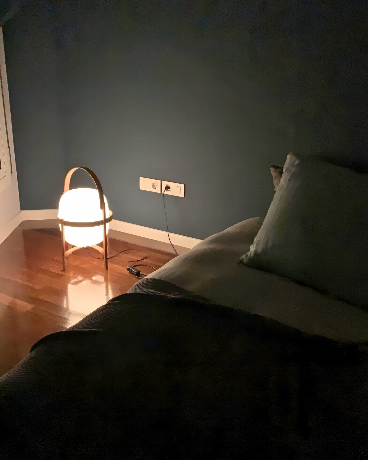 TOMO Table Lamp - Zeenova