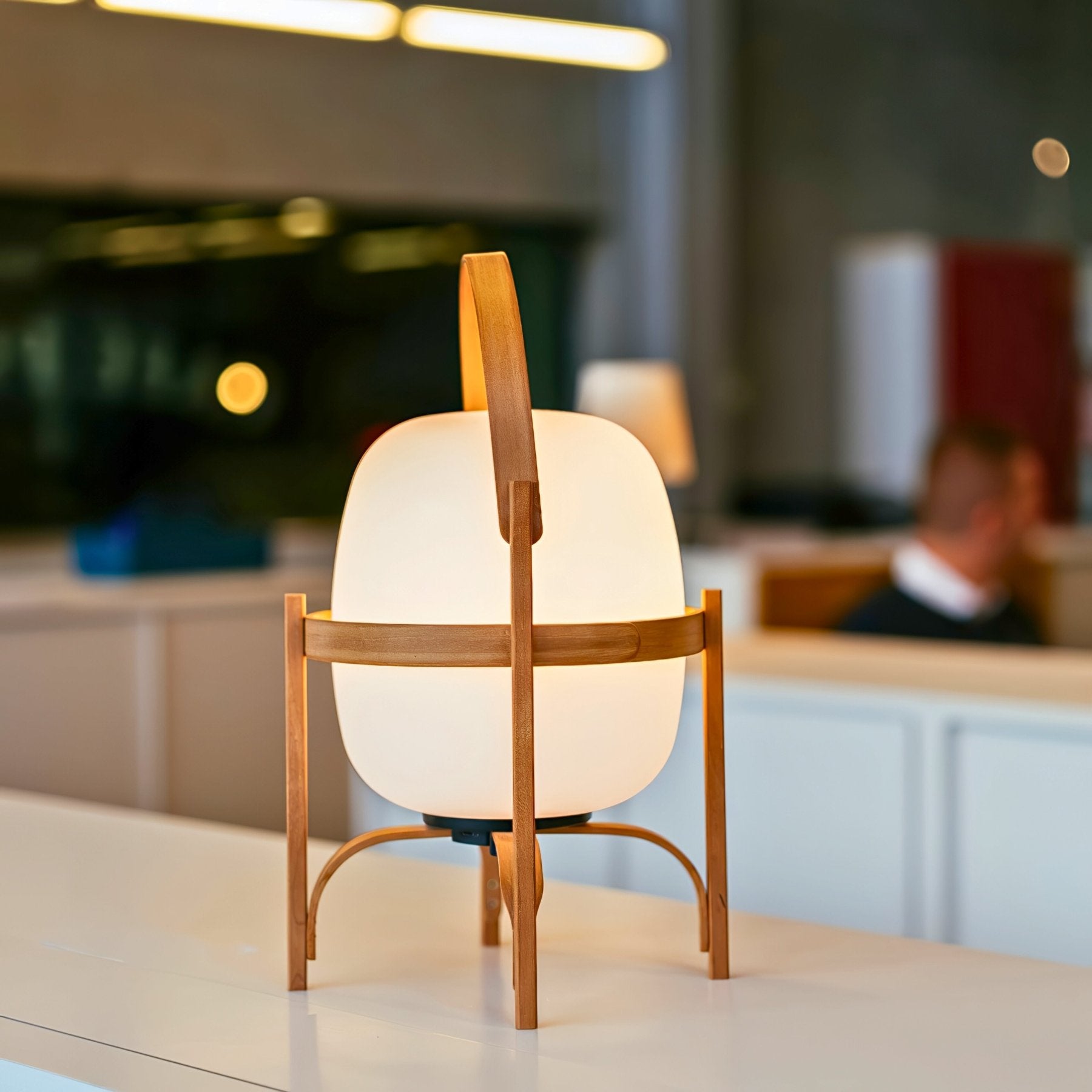 TOMO Table Lamp - Zeenova